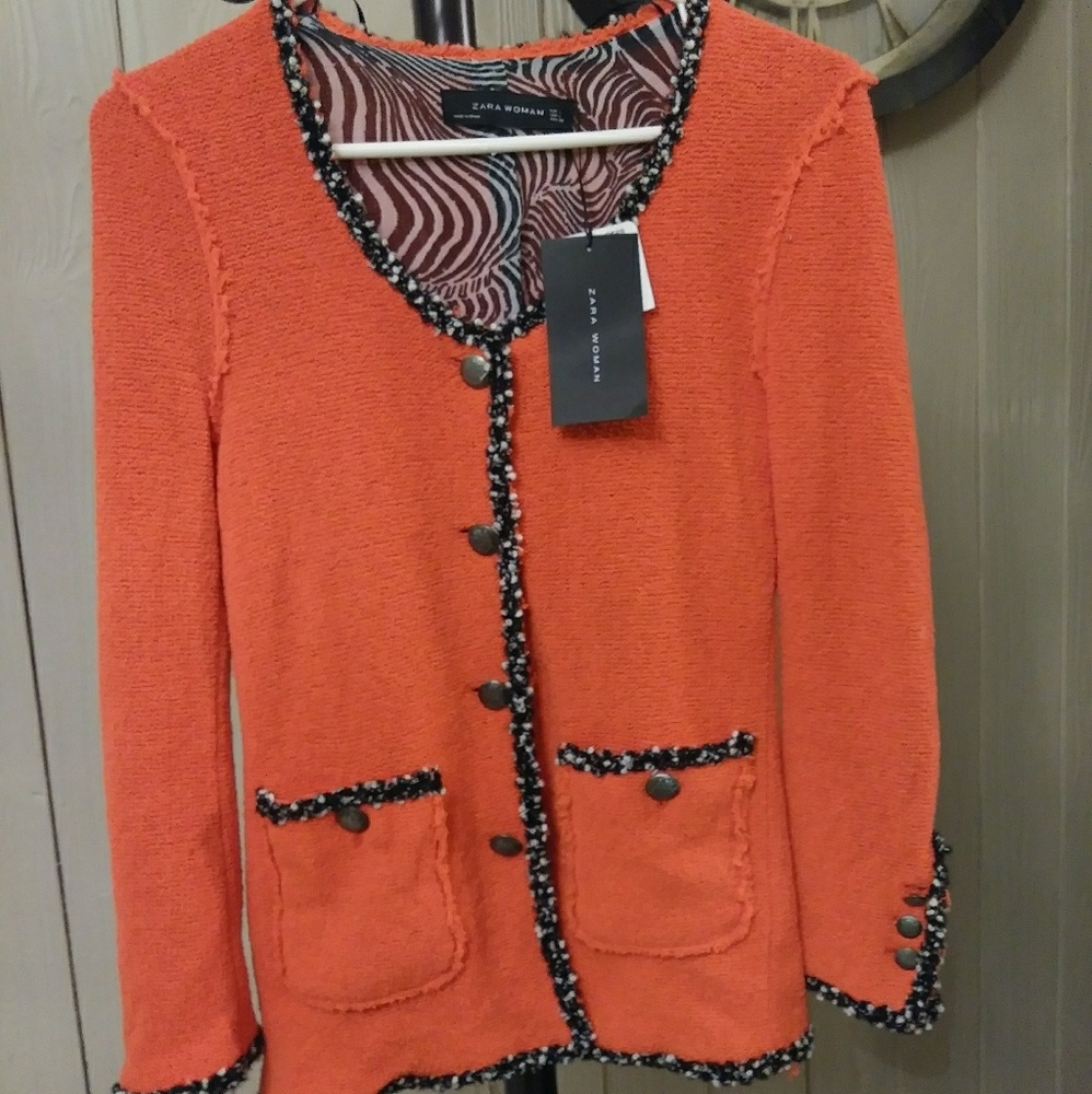 Zara Woman Red and Black Sweater NWT size Large